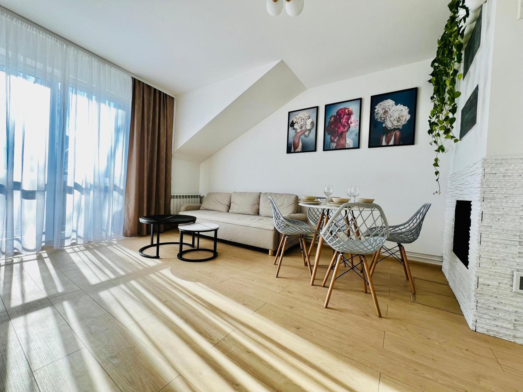 Apartament Wisteria Przemyśl Εξωτερικό φωτογραφία